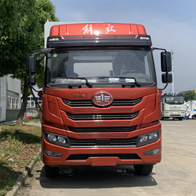 Feed truck 40-square bulk feed truck 8x4 material carrier Multi-purpose tank truck