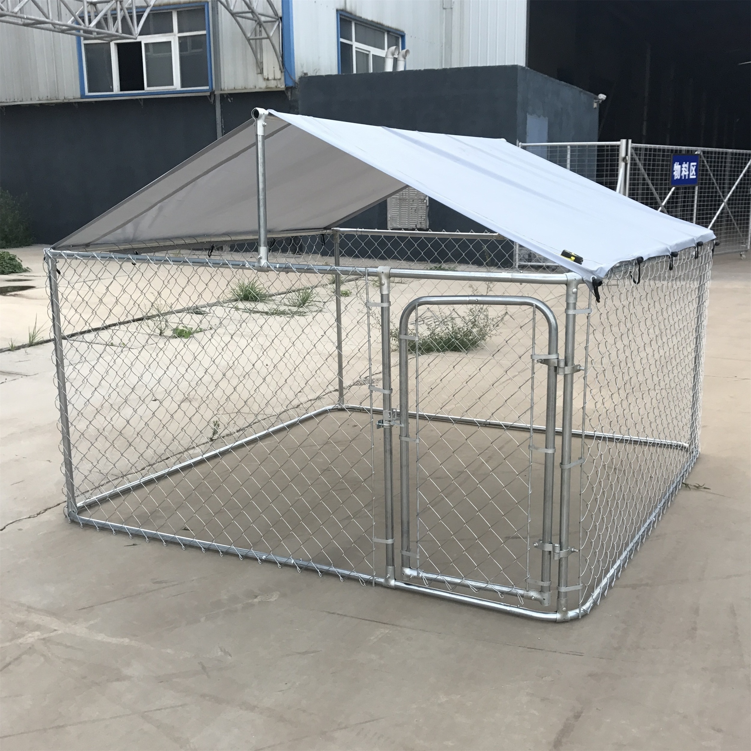 Online Hot sell in America! 7.5 x 7.5 ft Dog Run Chain Link Dog Kennel with Roof Cover