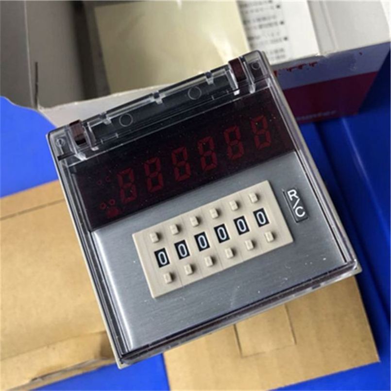 ME-7020 magnetic counter