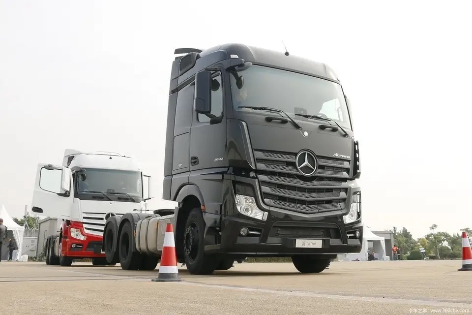 2024 Manufacturing Price Benzs Truck Mercedes 480hp Large Heavy GVW 26000kg Curb Weight 9300kg 6*4 Truck Tractor Head For Sale