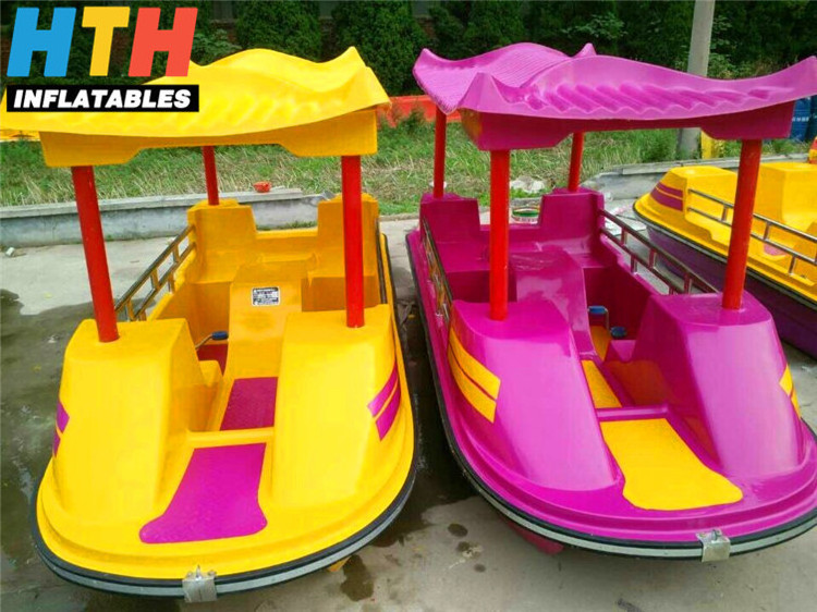 Hot selling popular 4 persons luxury water bike pedal boat for kids