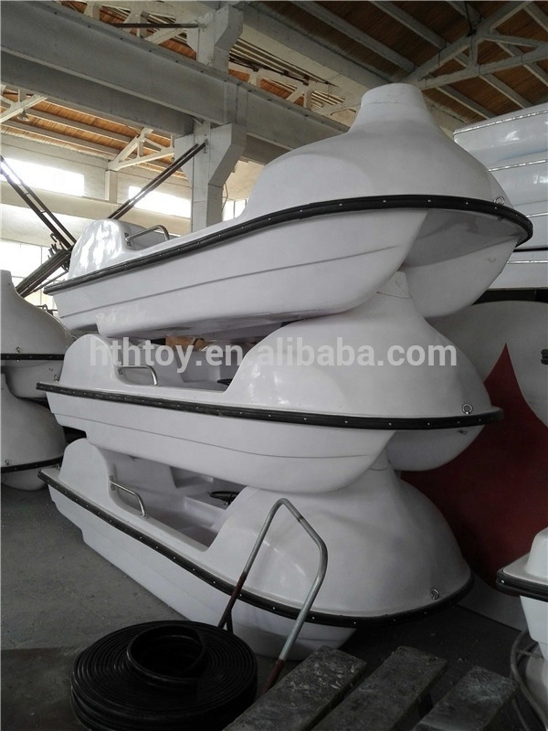 Hot selling swan pedal boat for water equipment two persons swan boat for sale