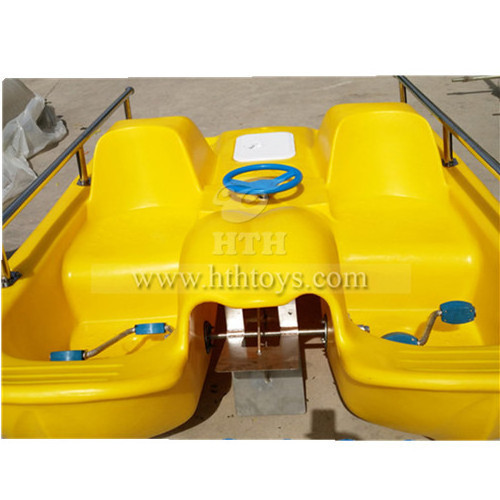 Factory Price 4 seats cheap plastic leisure boat with pedals