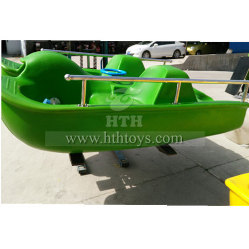 Factory Price 4 seats cheap plastic leisure boat with pedals