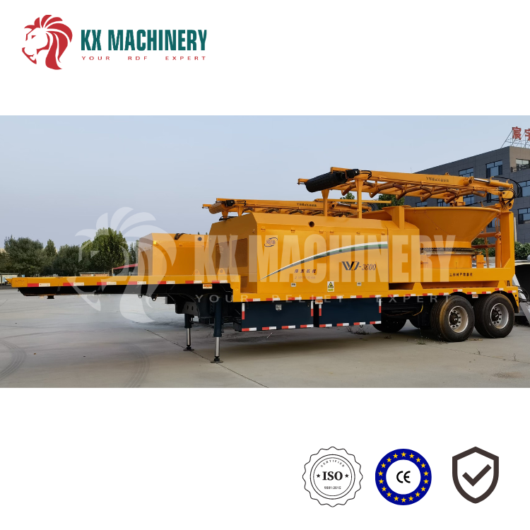 Heavy-Duty Mobile Tub Grinder for On-Site Wood Recycling and Mulching for Wood Waste Processing in Manufacturing Plants