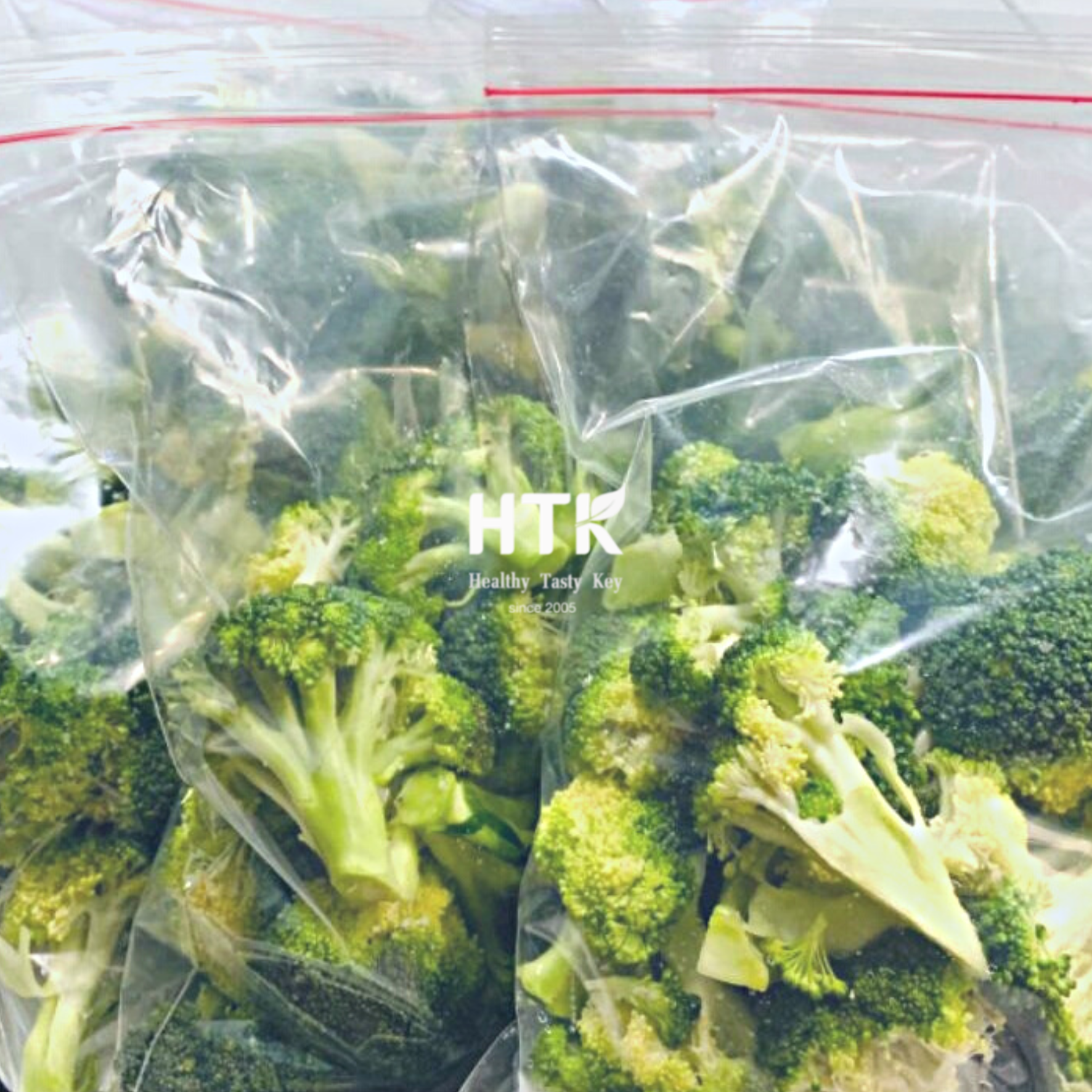 Best Seller Frozen BROCCOLI STEMS FLORETS with IQF Whole Chunks Half Cut from HTK Food factory in Vietnam for Food & Beverage