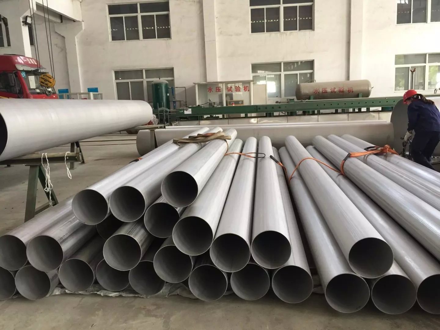 Lowest Price Stainless Steel Inconel 625/825 nickel chromium alloy 718 seamless pipe / tube suppliers