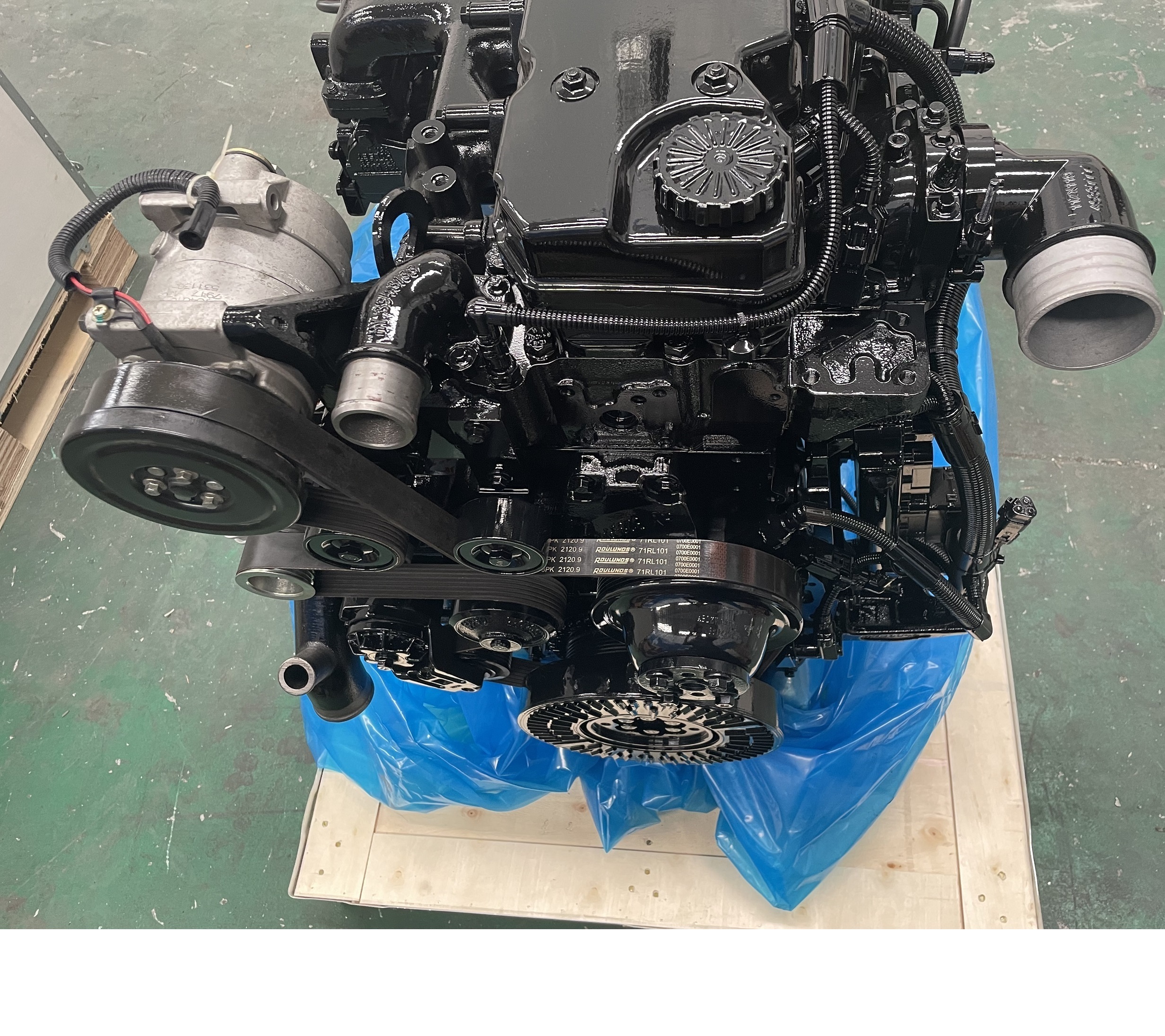 Dcec  Isde6.7 Construction Machinery Diesel Engine Complete for Dongfeng Bus