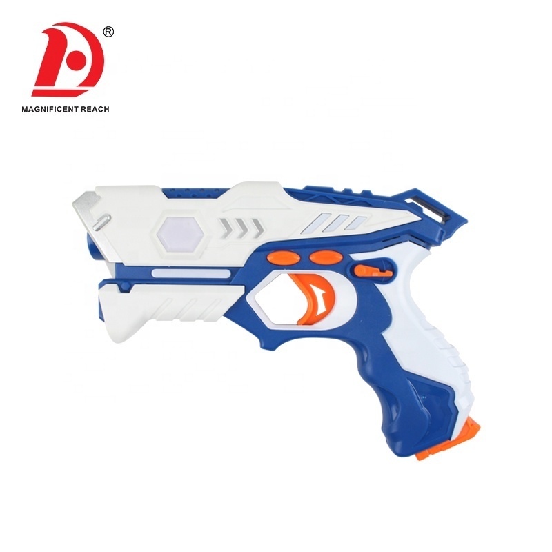 HUADA 2023 2pcs Shantou Kids Shooting Game Play Electronic Lazer Toy Gun Set with USB Line