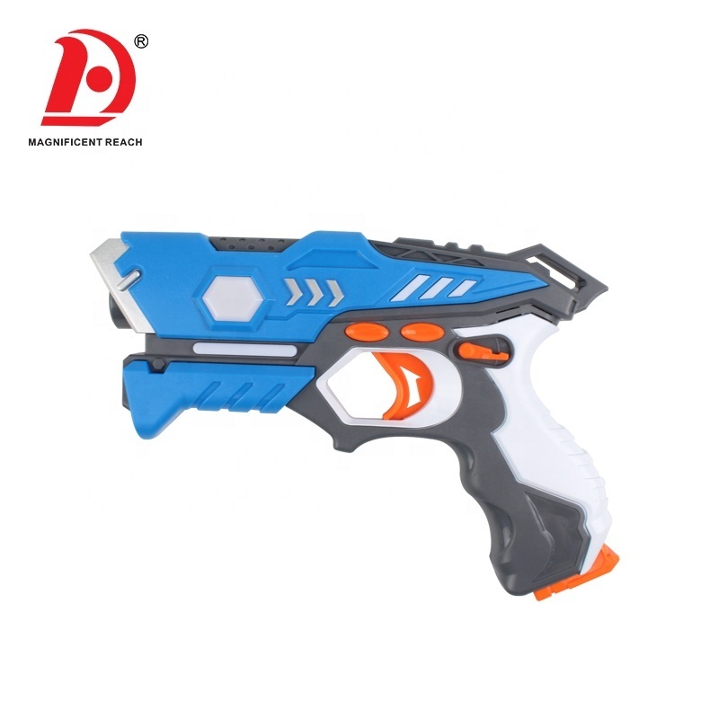 HUADA 2023 2pcs Shantou Kids Shooting Game Play Electronic Lazer Toy Gun Set with USB Line