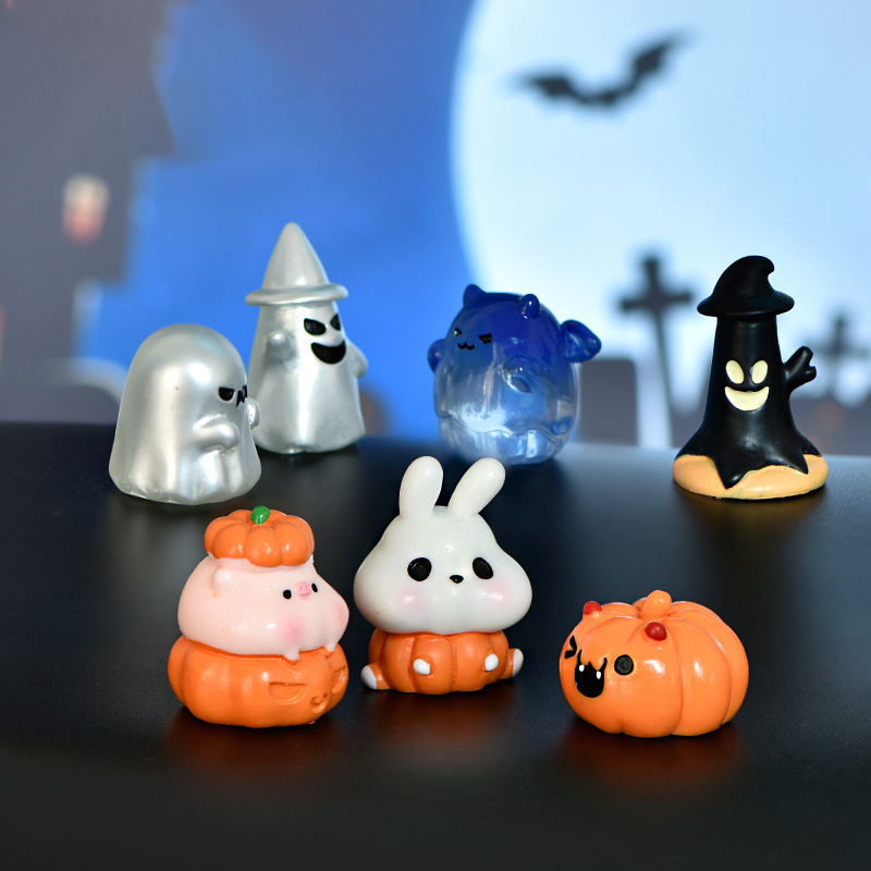 Mini Child Gifts Decoration Items Halloween Collection Ghost Pumpkin Micro Landscape Resin Crafts For Home Animated Decoration