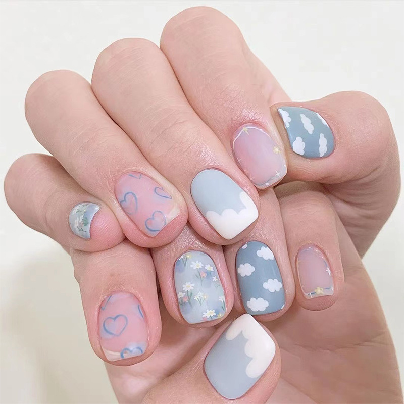 Cloudy short fake nails press on accessory artificial fingernails glue on nails with designs square press on kat with bear