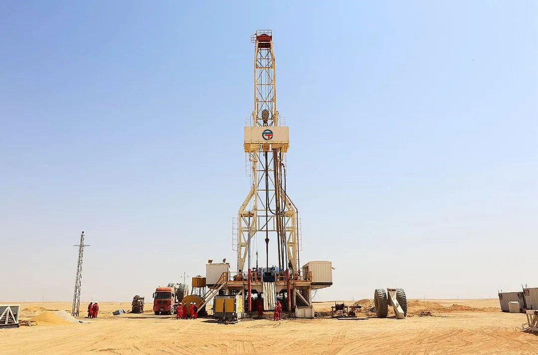 China Skid-Mounted Land Oil Well Drilling Rigs for sale