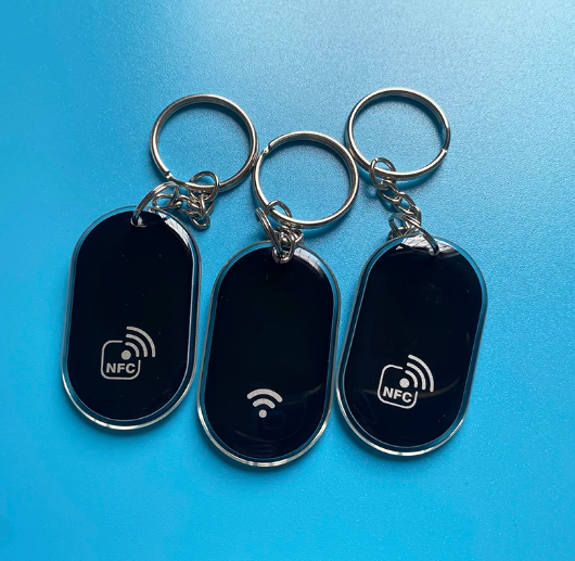 Epoxy NFC Ntag213 Key Tag ISO14443A Proximity 13.56MHz RFID Smart Cards Keychain for Sharing Social Media Contact Information