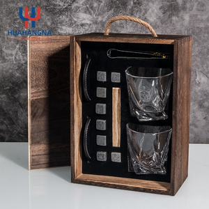 Custom Logo Portable Old Fashioned Bourbon Whisky Glass Gift Set 10oz Round Crystal Whiskey Glass and Stones Set