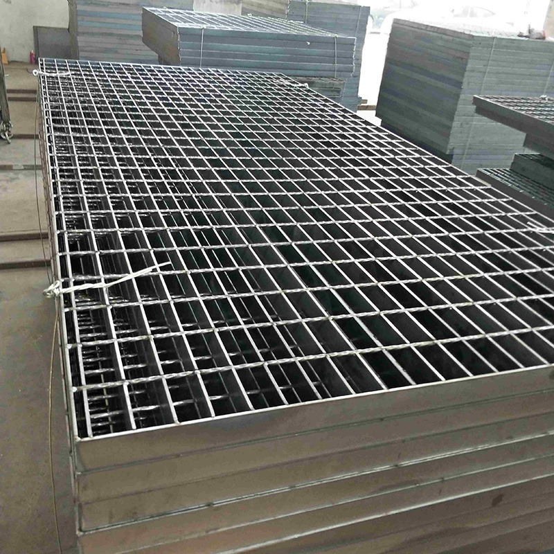 Heavy Duty Metal Walkways Grid Serrated Steel Mesh Hot-dip Galvanized Compound Steel Galvanized Steel Grating