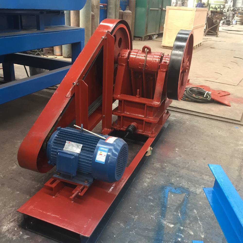 Mini rock crushing machine/small stone jaw crusher for sale