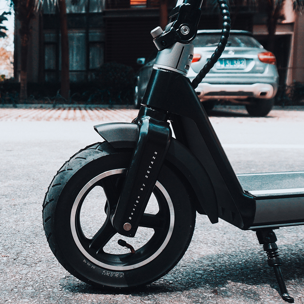 Popular Design Powerful Adult Escooter Ce Eu Electric Kick Scooter