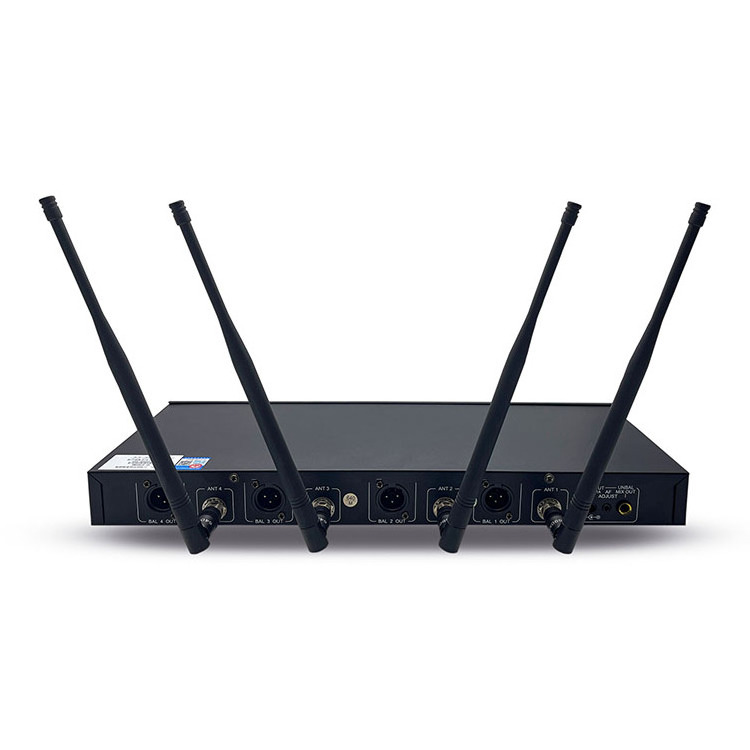 Professional four selectable channel UHF Wireless Microphone System with 4 handheld Dynamic Mic