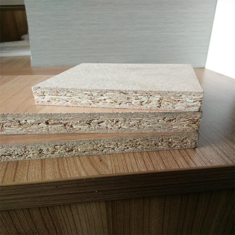 E1 E0 grade high quality laminated particle board /melamine chipboard