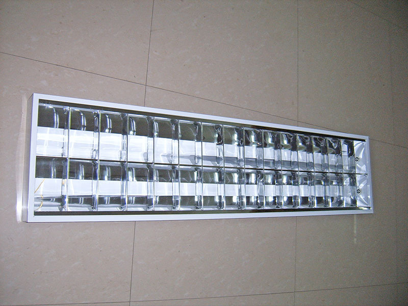 China Factory Hot Sales Ceiling grille light surface indoor reflector Grille Lamp Grille Fluorescent Lighting Fitting