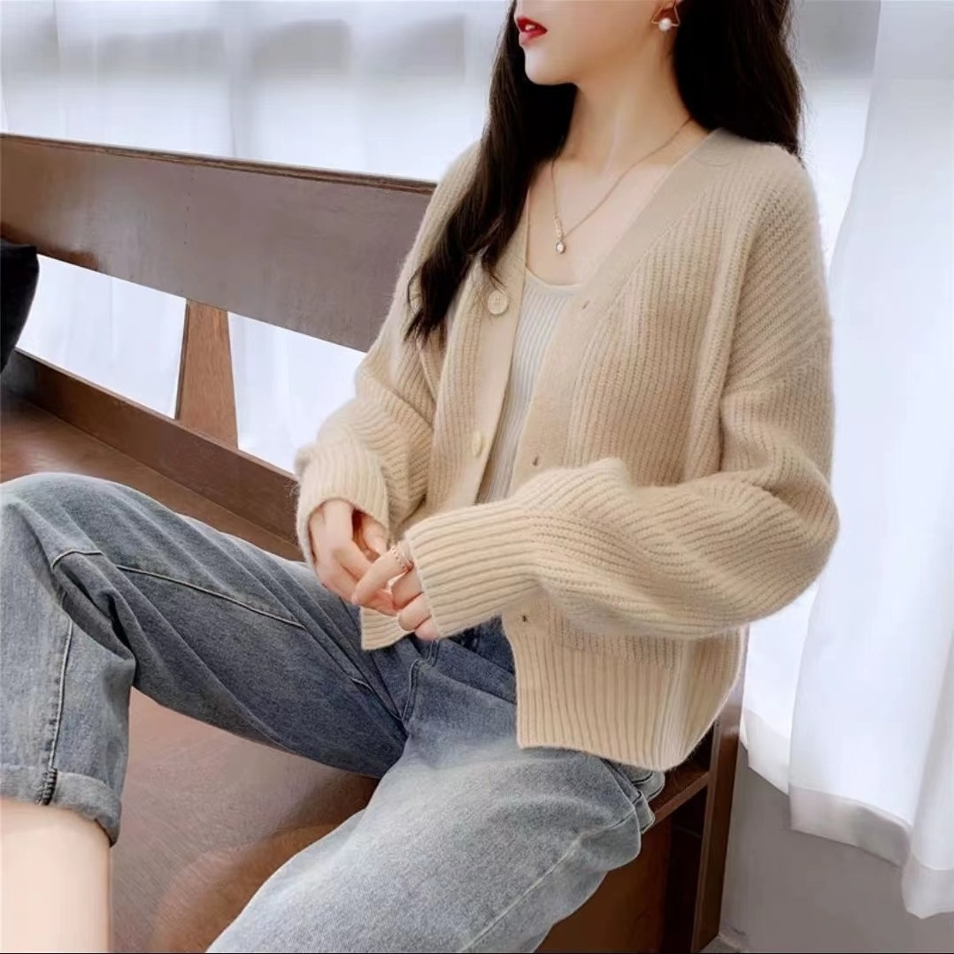 Good selling Winter men cardigan  autumn winter loose v neck single button cardigan women sweater