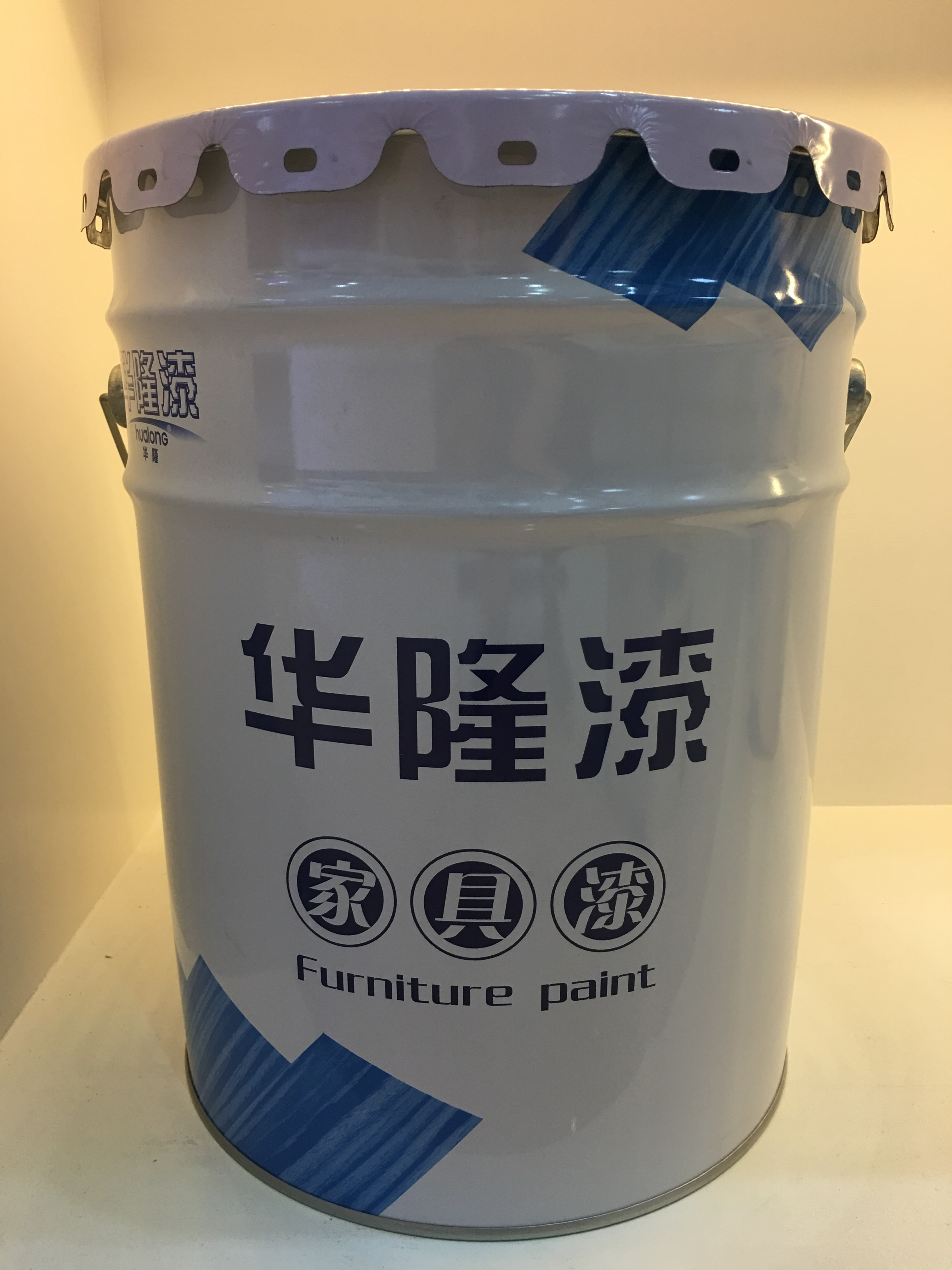 Odorless transparent liquid PU coating primer