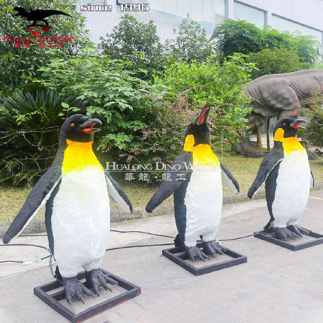 Amimatronic Amusement Animal Model Realistic Life Size Penguin Statue