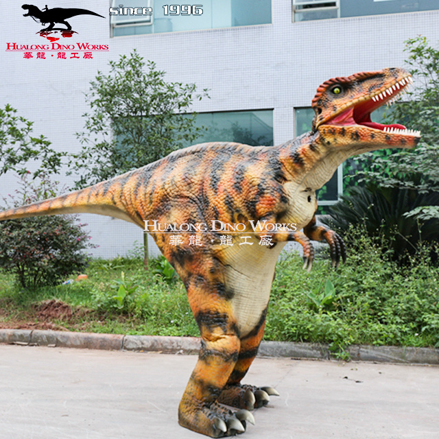 Realistic dinosaur animatronic walking movement of velociraptor costume