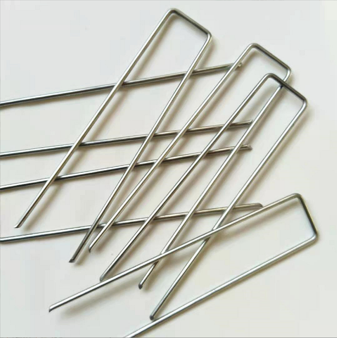 Galvanized metal U pins / sod staples / artificial grass pins