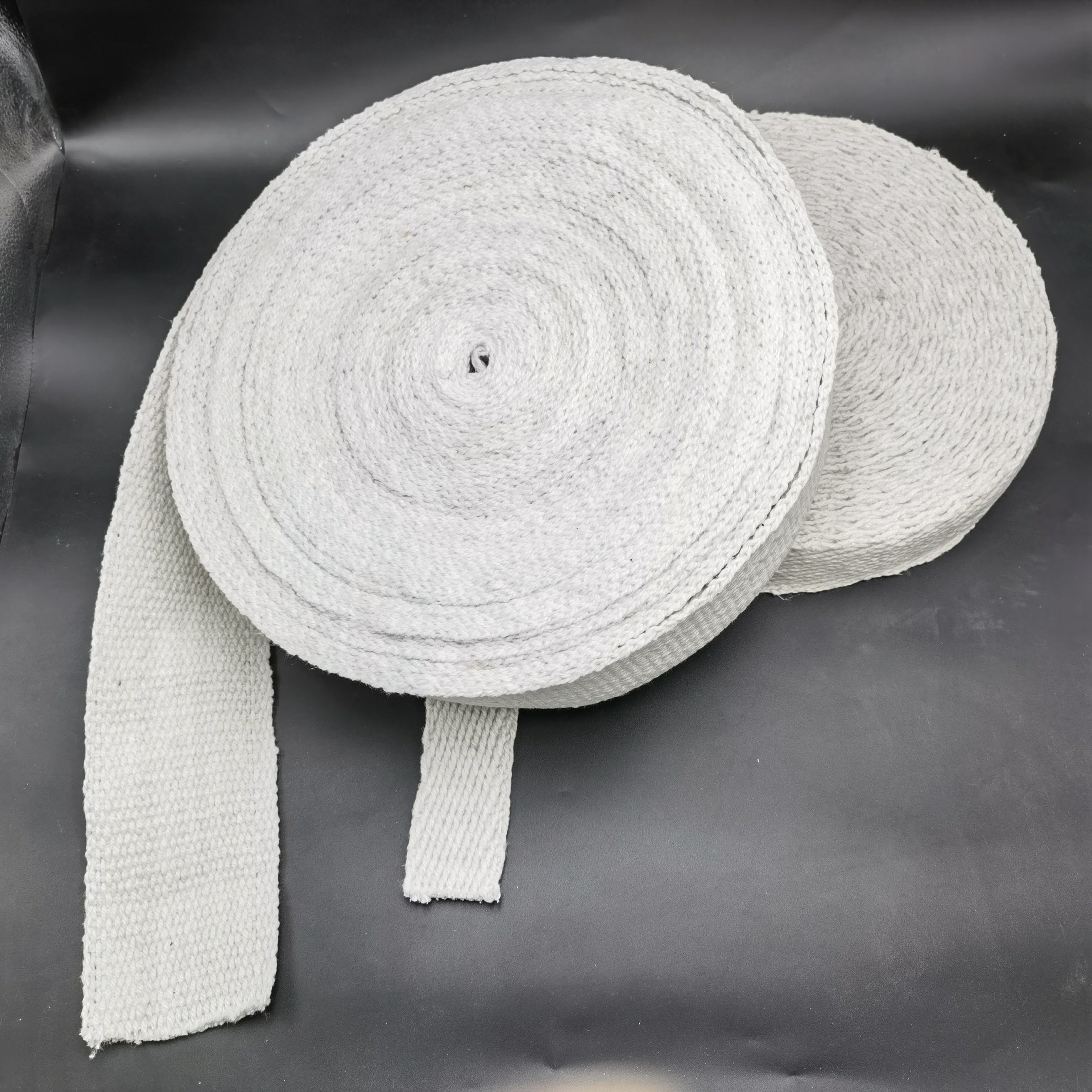 High Quality Heat Resistant Insulation Ceramic Fiber Tape For Kiln, exhaust pipe, chimney, high temperature pipe