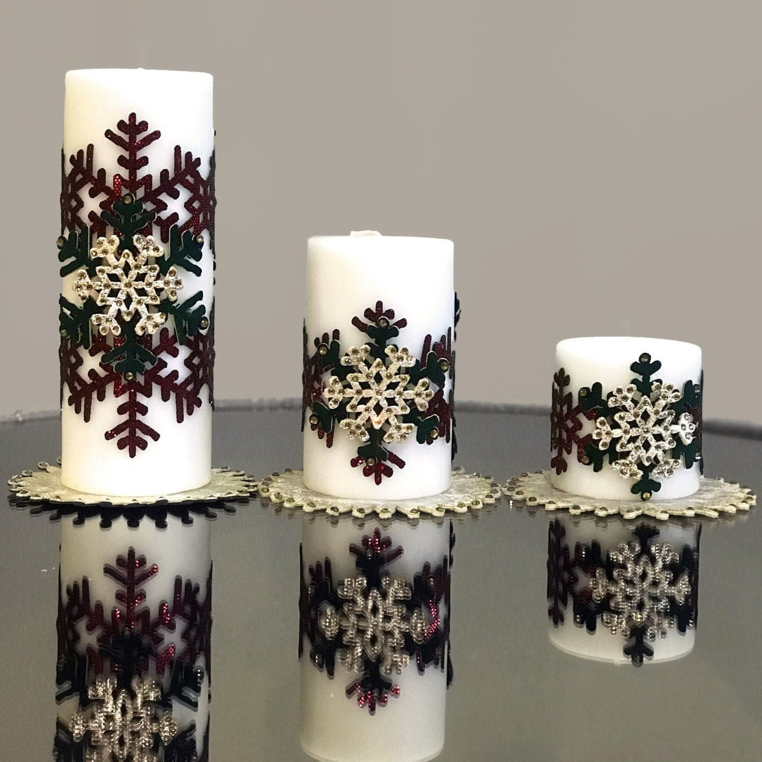 Smokeless Handmade Round Christmas Snowflake Candles Bulk Wholesale Vintage Large Beautiful Christmas Pillar Candle Gift Set