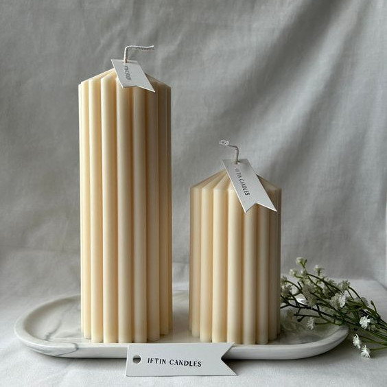 Huaming Custom Large Romantic Birthday Wedding Floor Unscented Ivory Columnar Pillar Candle Bulk Ribbed Thick Pillar Candles