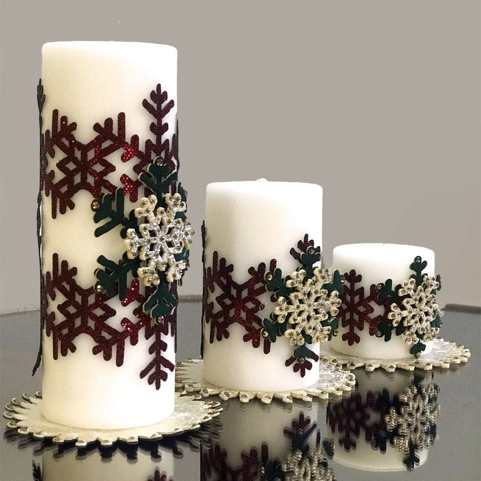 Smokeless Handmade Round Christmas Snowflake Candles Bulk Wholesale Vintage Large Beautiful Christmas Pillar Candle Gift Set