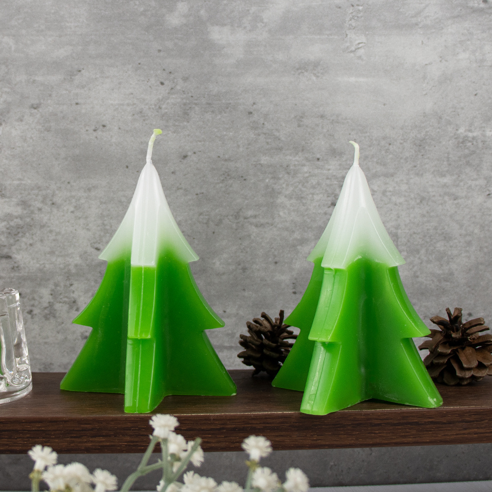 Wholesale new design Scented Santa Tree shape Candle For home Decoration Christmas Tree Scented Candle Gift Set for Women