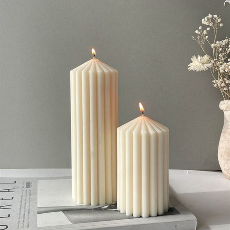 Huaming Custom Large Romantic Birthday Wedding Floor Unscented Ivory Columnar Pillar Candle Bulk Ribbed Thick Pillar Candles