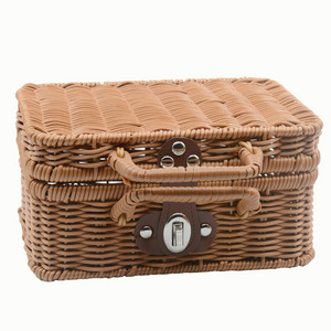 Cheap price Handmade Woven Vintage Picnic Basket Hamper Shopping Basket Handle Portable