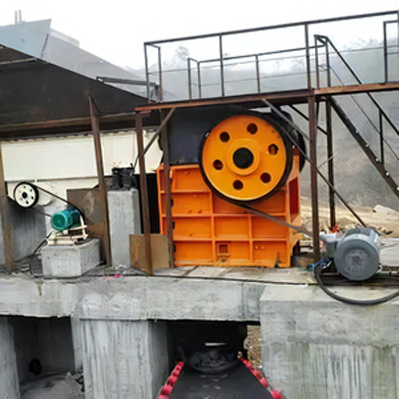 Pe-250*400 Jaw Stone Crusher With Diesel Engine Portable Rock Crusher In China