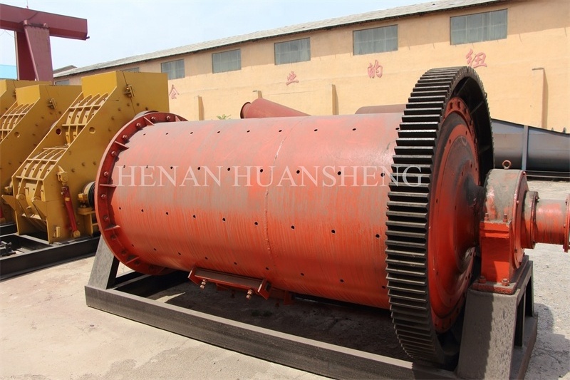 Wet Stone Grinding Mill 2tph Ball Mill Machine Limestone Grinding Powder For Mining 900x3000 Mineral Large Capacity Ball Mills