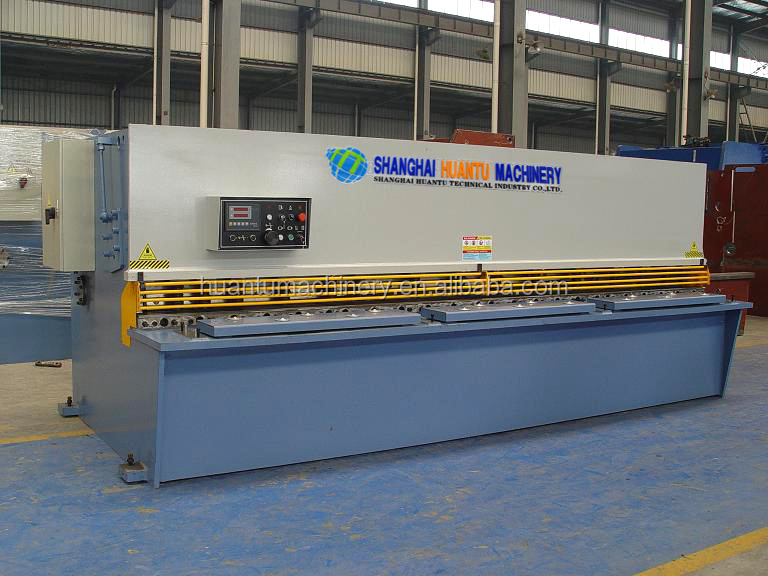 Hydraulic guillotine shearing machine swing beam shearing machine