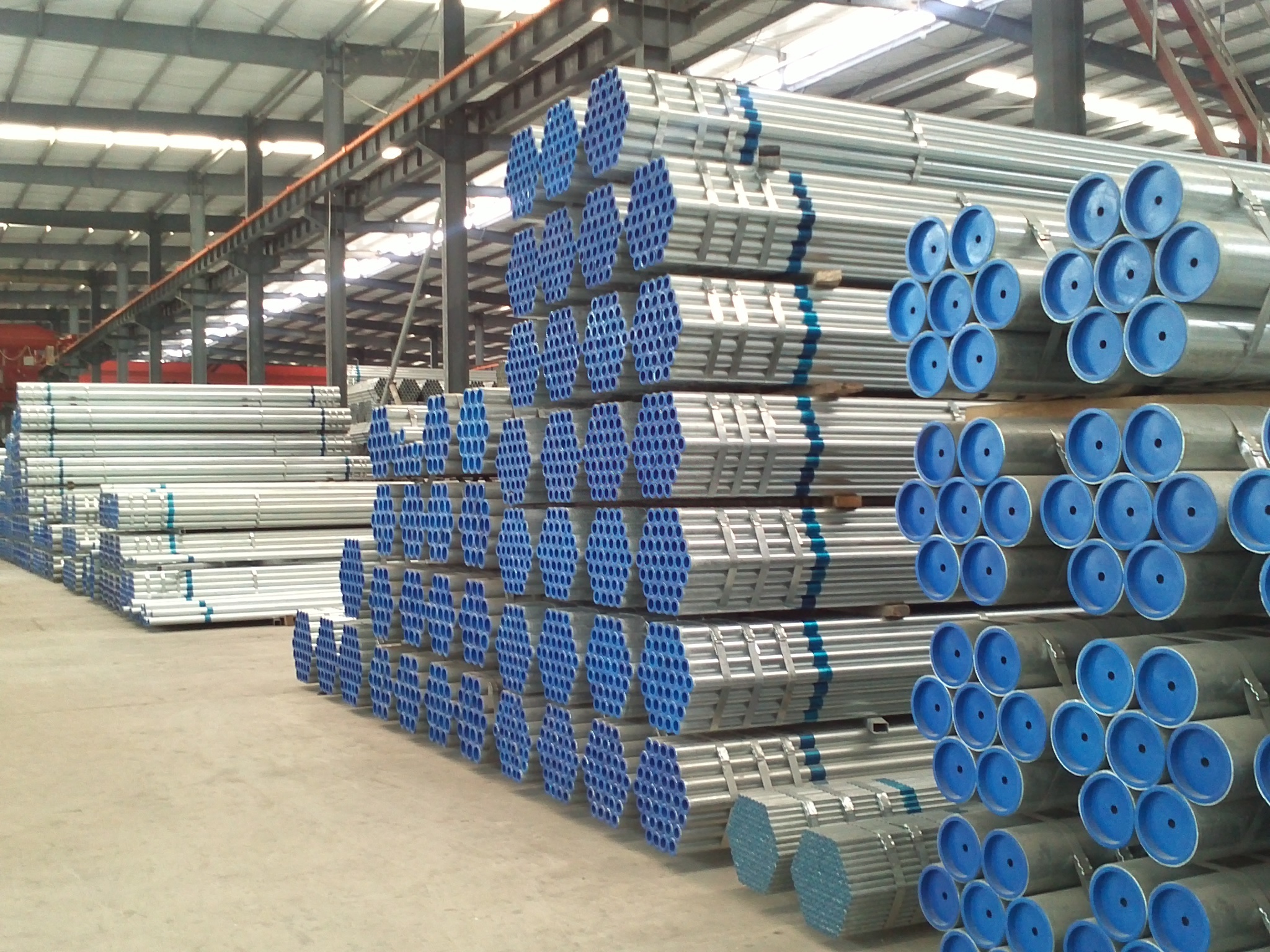 ASTM A53 ERW hot dipped galvanised steel pipe sch40 pre gi pipe 1 1/2 galvanized steel round pipe