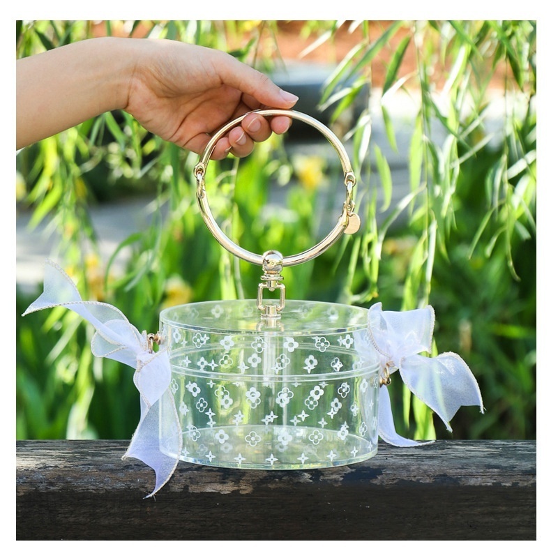 Luxury clear acrylic transparent gift bag with handle for customize cosmetic packaging gifts