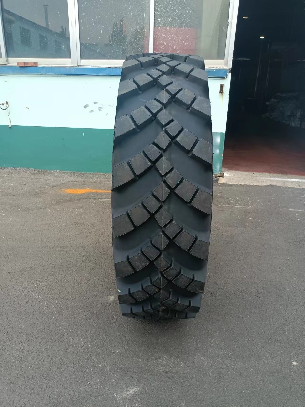 cross country Tires 425/85R21 for Russian Kazakhstan Market high quality tires