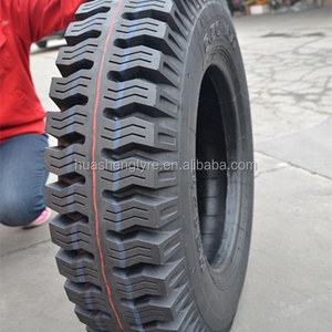 Light truck tyre 750-16 with new pattern