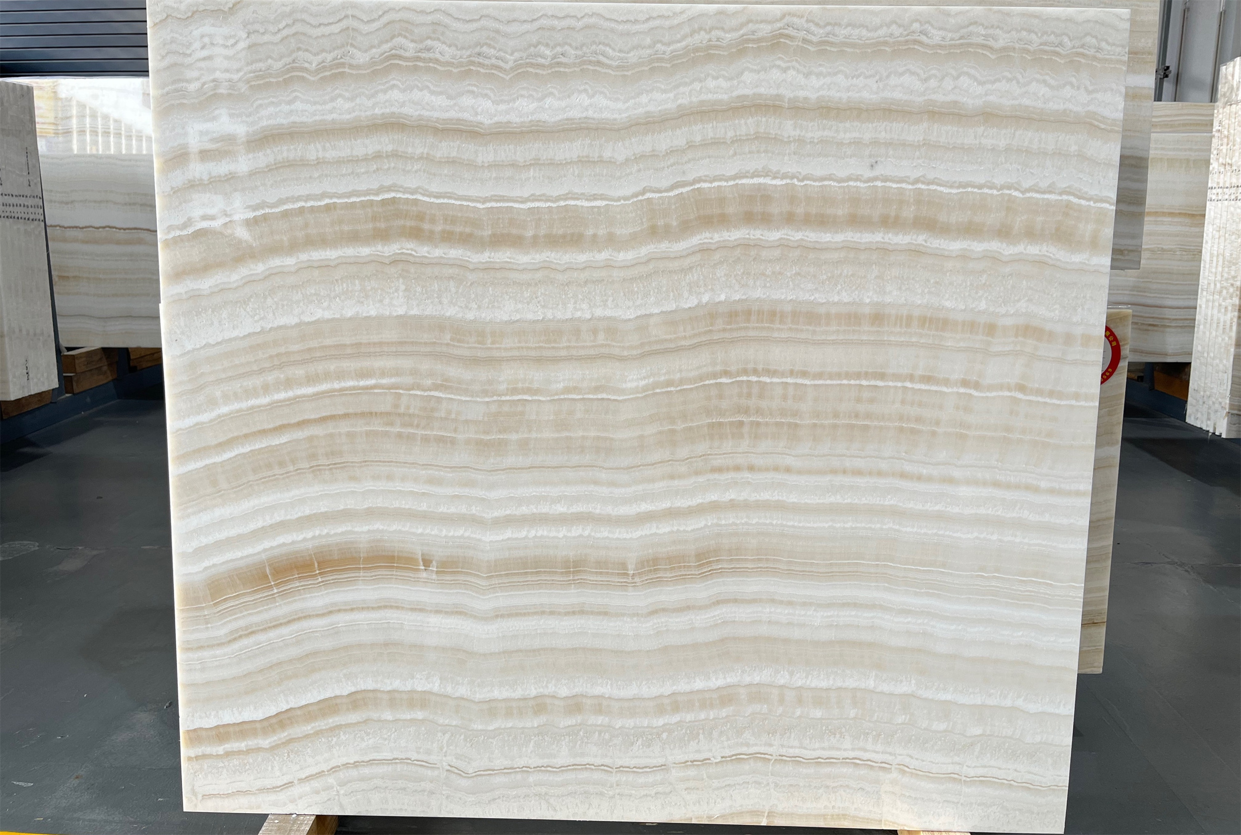 Factory Price White Onyx slabs specifications competitive price backlit onyx panel marble wall panel