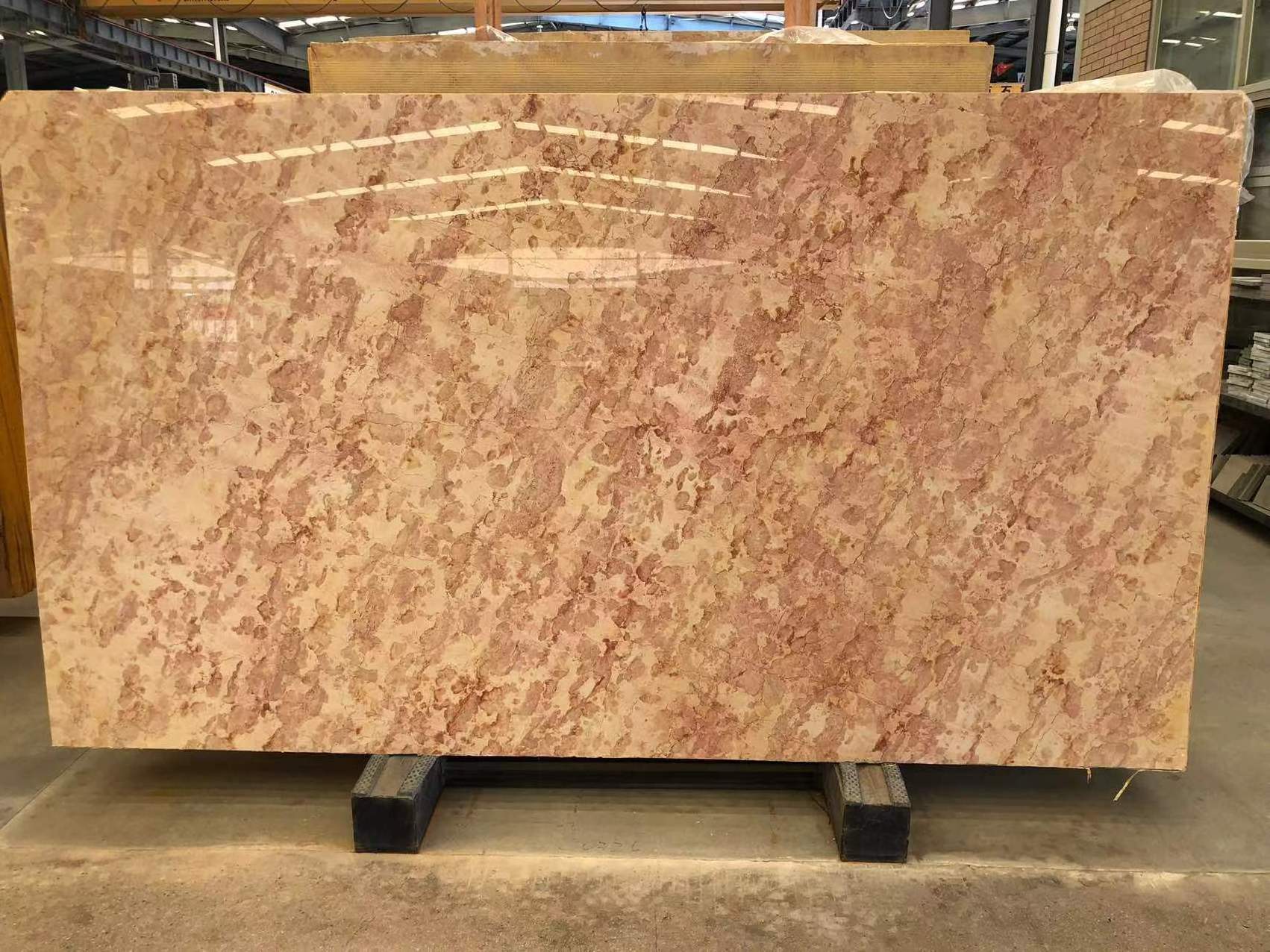 Customized Wholesale Natural Granite Golden harmony slabs for villa hotel project exterior interior wall