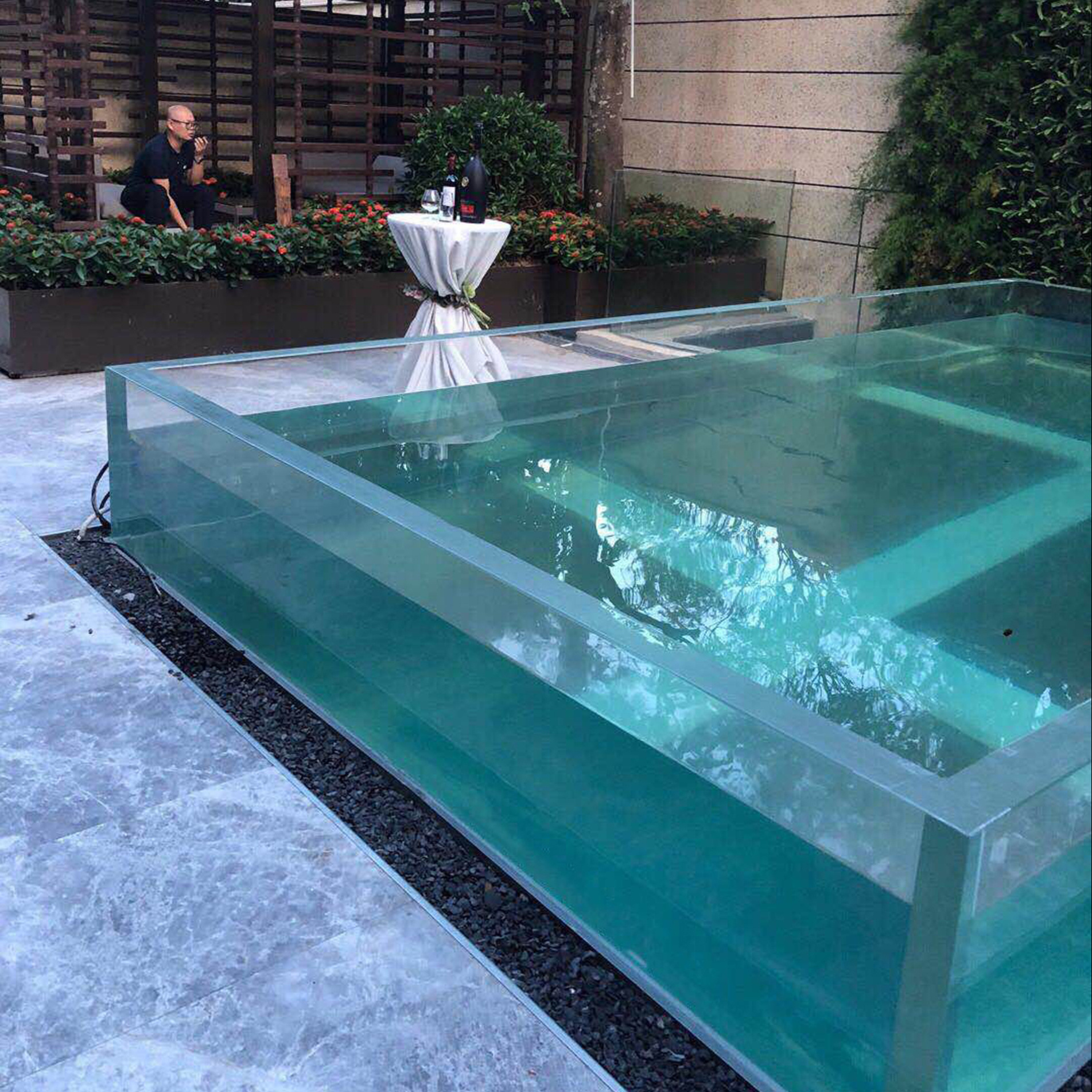 HUASHUAITE 30mm 80mm 120mm thick clear swimming pool custom acrylic glass shell pool