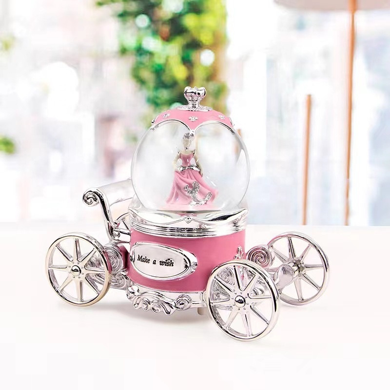 Crystal Ball music box Princess Pumpkin Car 2023 new Bluetooth snow spray crystal ball music box