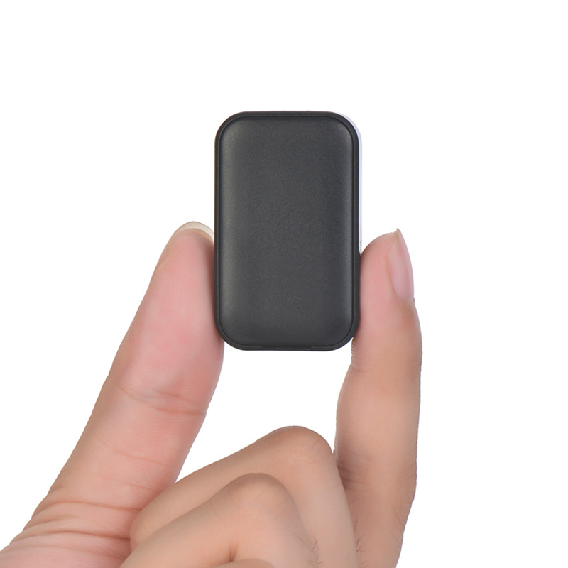 World smallest kids child personal mini GPS tracker, universal micro size human GPS tracking device