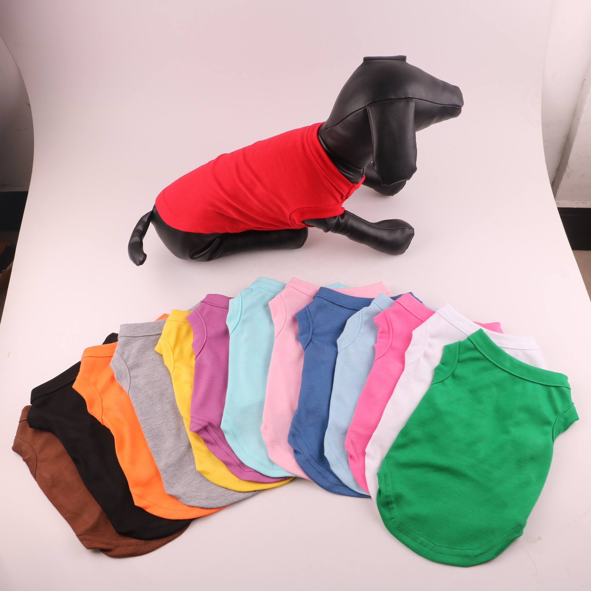 Wholesale Customized dog clothes, blank pet dog tee shirts for pets, blank dog shirt